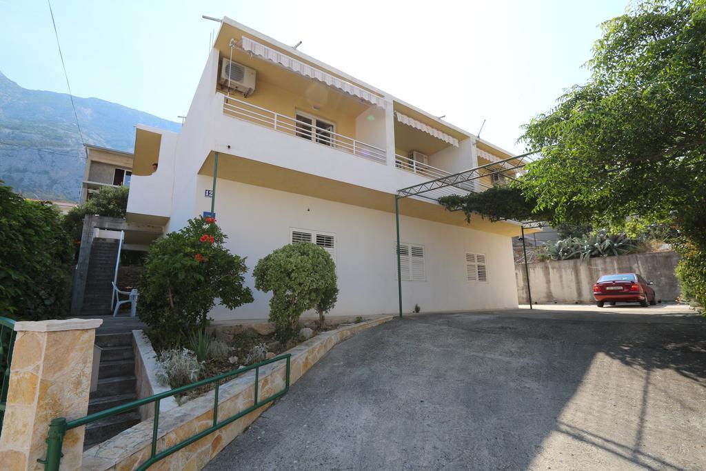 Apartments Antoneta Makarska Exterior photo